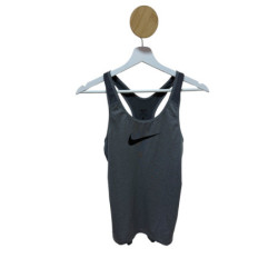 Tricou