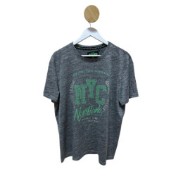 Tricou