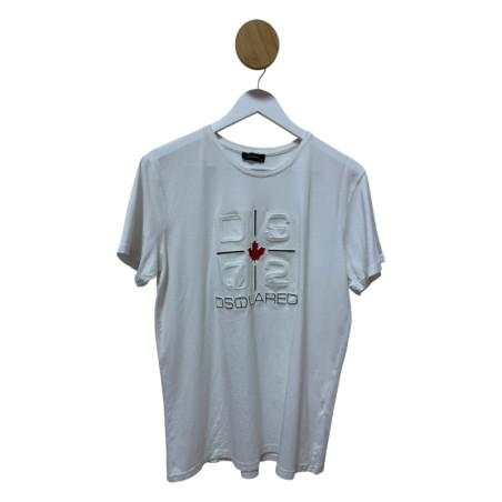 Tricou