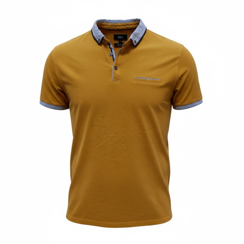 Tricou