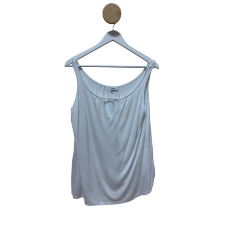 Tricou